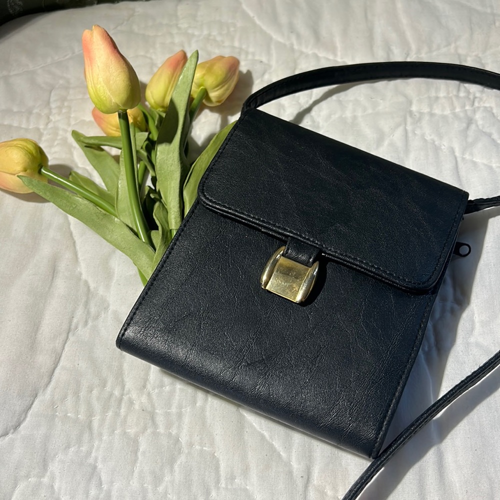 Three Stars NWOT Crossbody Purse 🖤